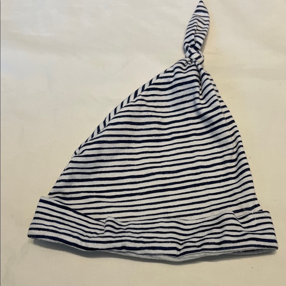 “Bundle 10/$13” modern baby 0-3M Striped Knot Baby boy navy  Hat